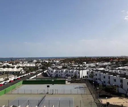 Big And Bright דירה