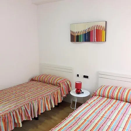 Big And Bright דירה