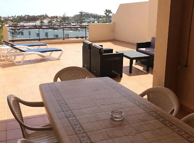 Big And Bright Apartment Corralejo